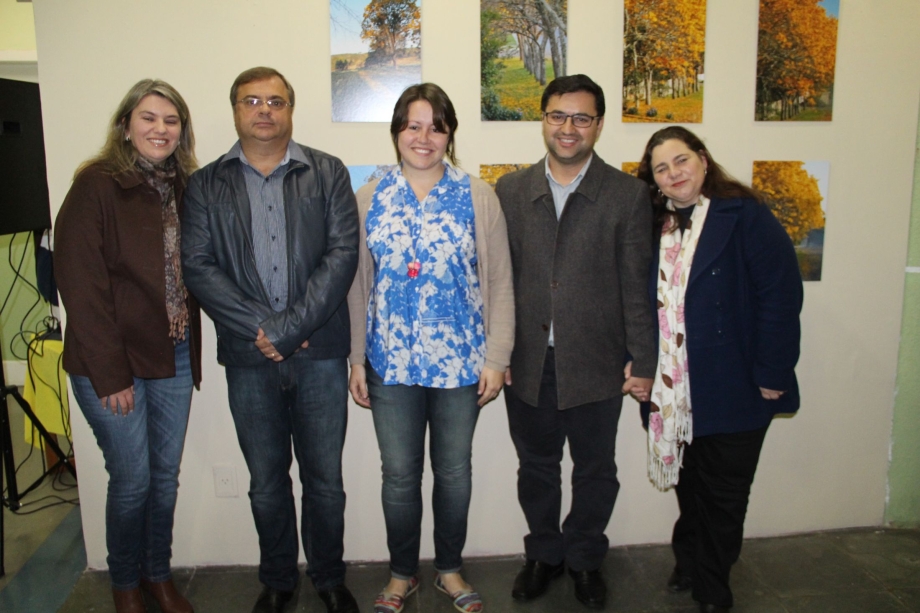 EXPOSIÇÃO 'FLORADA DE IPÊS' ACONTECEU  NO ESPAÇO  CULTURAL