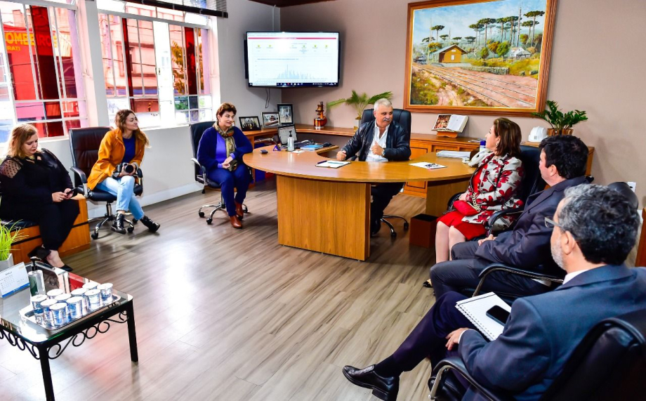 Presidente do TRT-PR pede apoio ao município para evitar fechamento da Vara do Trabalho de Irati