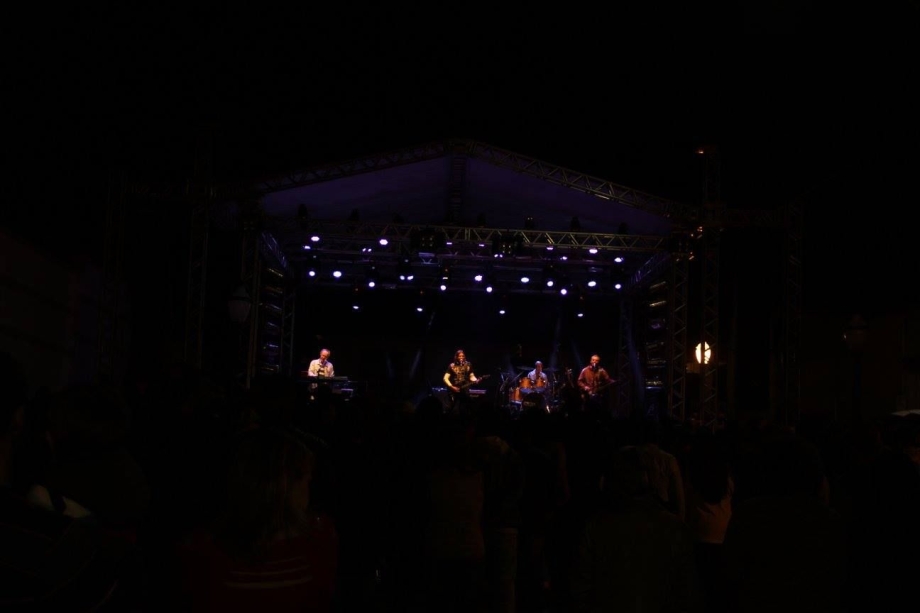 Banda 14 Bis abre programação de aniversário de Irati