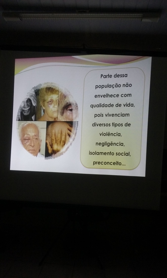 Oficina de reflexão com o tema Direitos da Pessoa Idosa: conhecer para cuidar é realizada em Irati