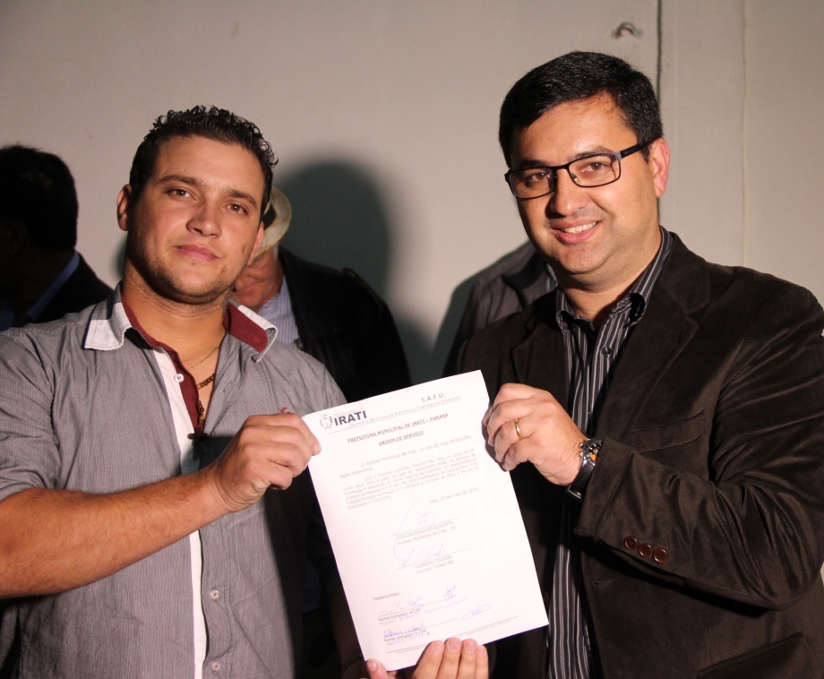 Prefeito assina Ordem de serviço para construção do Centro Cultural do Guamirim