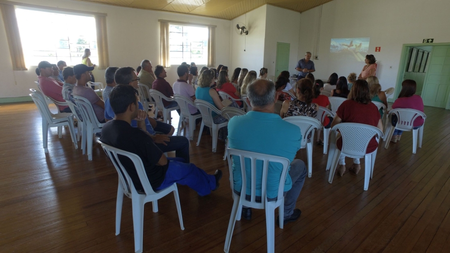 Secretaria de Educação realiza primeira reunião com equipe administrativa