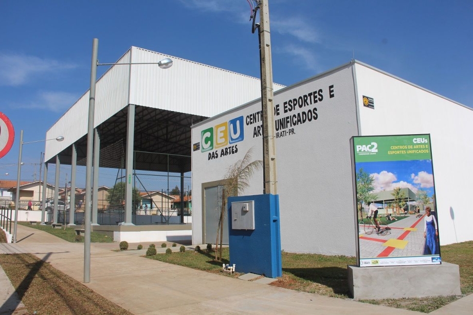 Unidade de Saúde e Centro de Esportes e Artes Unificados são entregues homenageando iratienses
