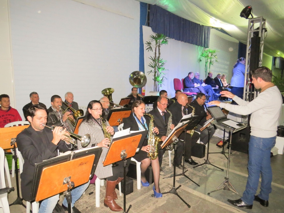 Culto Ecumênico marca 110 anos com hinos e louvores
