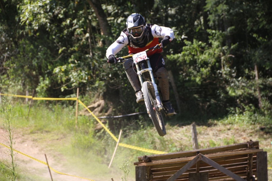 DOWNHILL - Final da Copa Cicles Guarani aconteceu em Irati