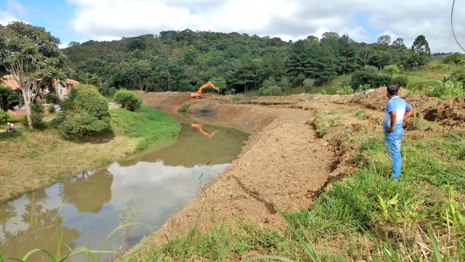 Dragagem do Rio das Antas, em andamento, terá mais 2.000 horas