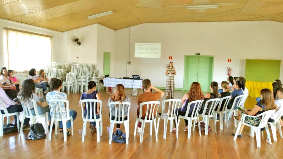 Assistência Social faz formação para conselheiras dos direitos da mulher