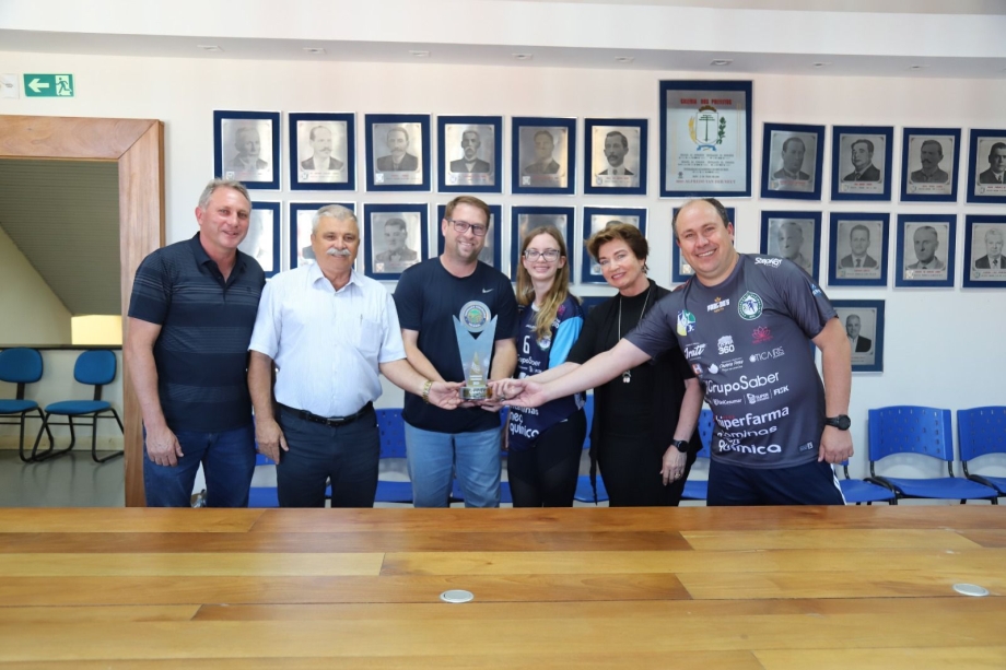 Prefeitura de Irati comemora conquista histórica do Voleibol Feminino Sub-19 e reforça apoio ao esporte na cidade