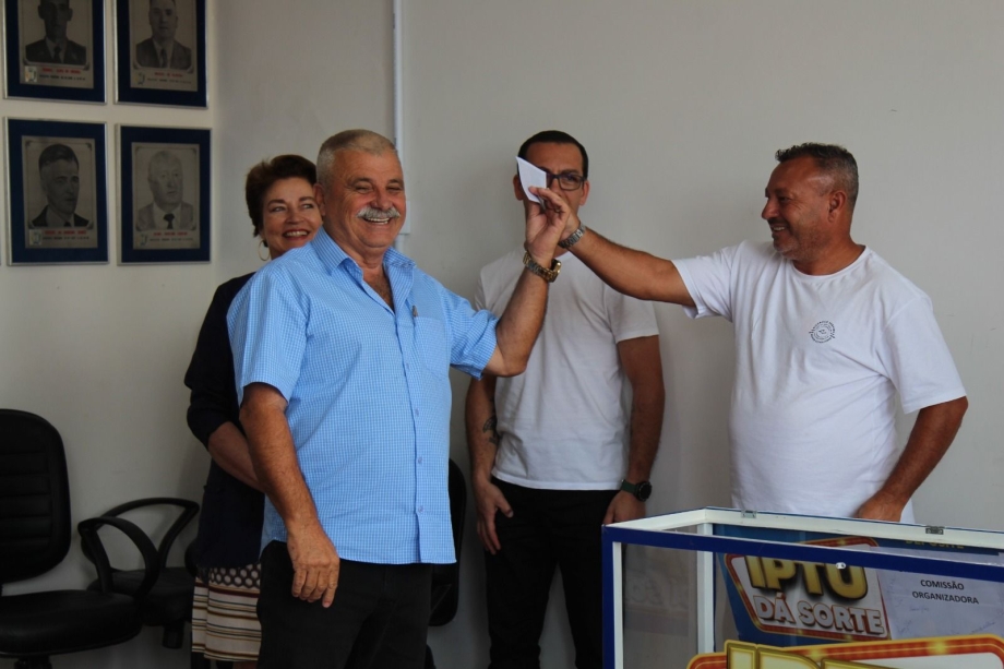 Prefeitura de Irati realiza sorteio do “IPTU Dá Sorte”