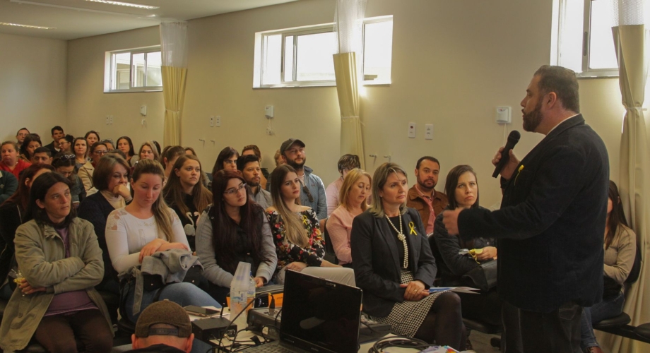 Secretaria de Saúde realiza o evento “Cuidando de quem cuida”