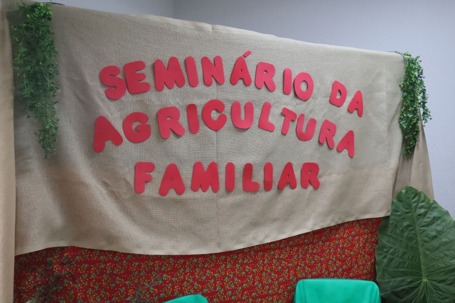 Irati promove seminário regional para fortalecer a agricultura familiar