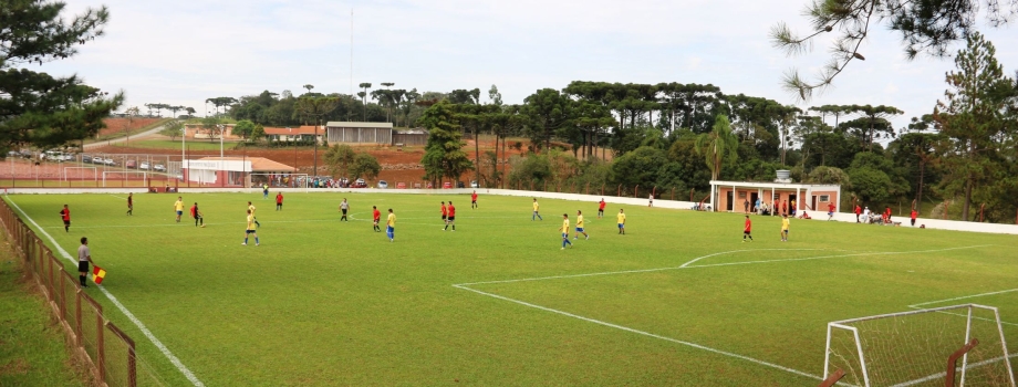 Centro Esportivo  de Pinho De Baixo É inaugurado