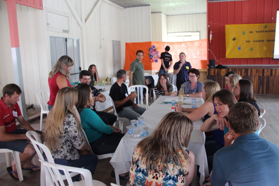 Escolas promovem Dia “D” de debate sobre educação