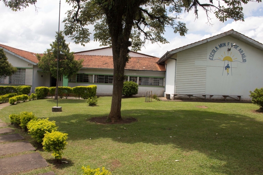 Escola Francisco Vieira de Araújo realiza show de talentos em dezembro