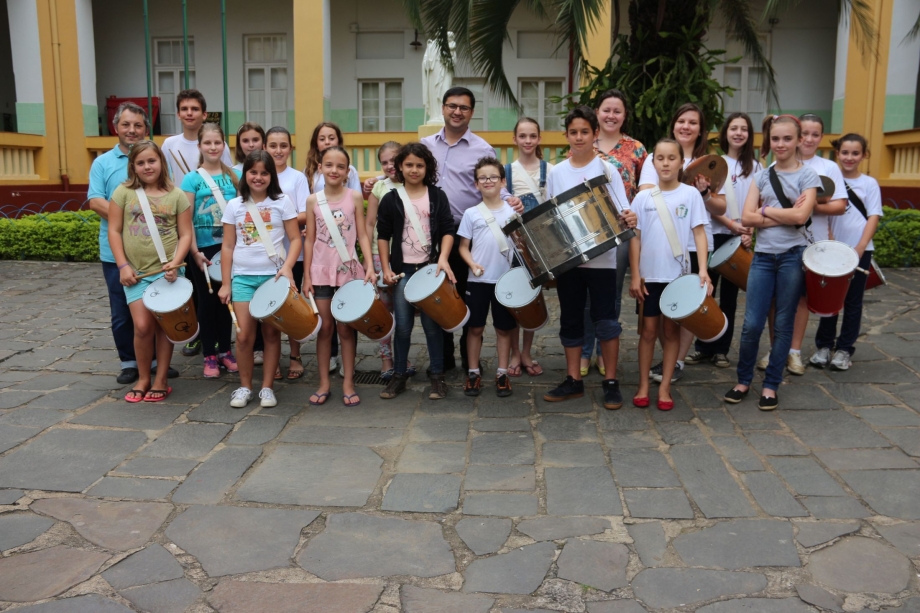 Prefeito visita fanfarras