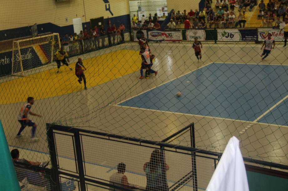 FUTSAL - Assifusa perde em Mariópolis