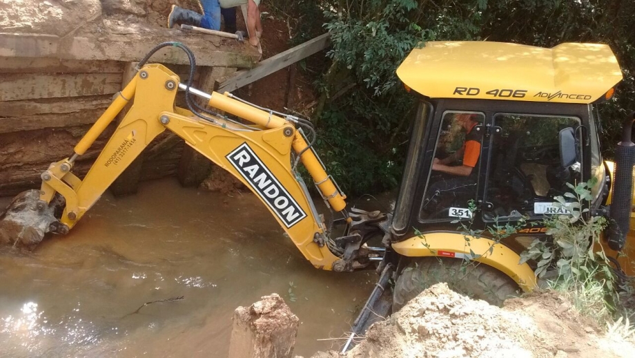 Obras em estradas e pontes prosseguem no interior