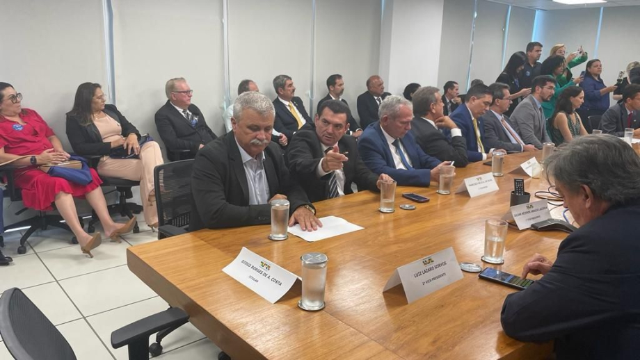 Prefeito Jorge Derbli participa de Mobilização Municipalista em Brasília