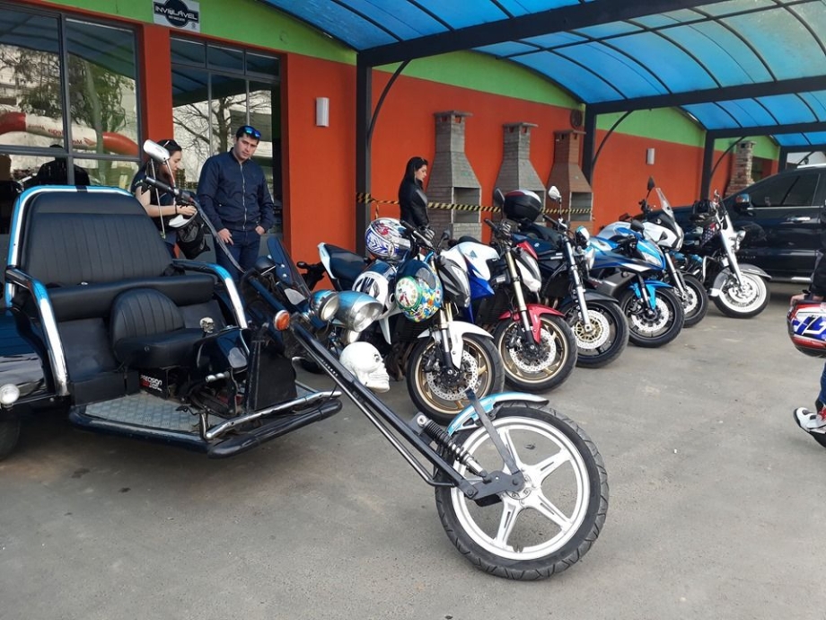 Motociclistas de todo Brasil participam do Irati Motofest