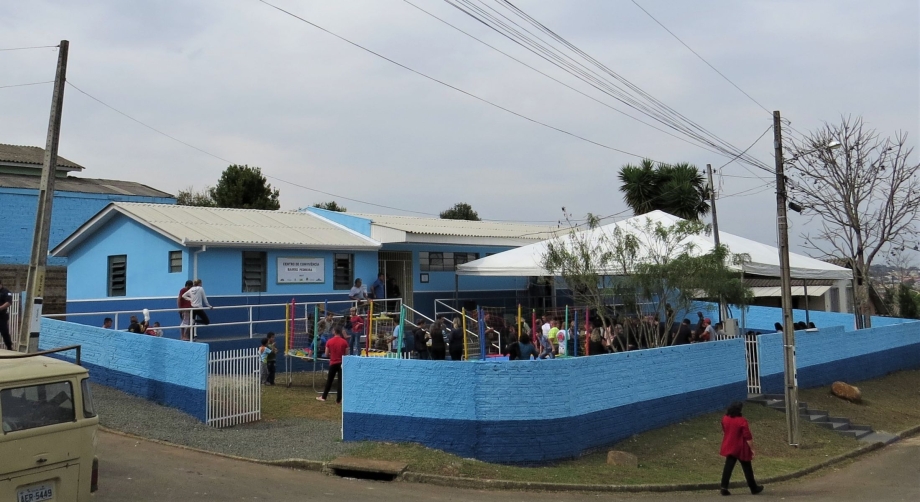 Comunidade comparece em peso à entrega do Centro de Convivência da Pedreira