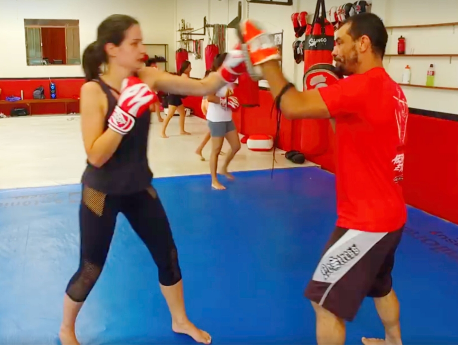 Oficinas gratuitas de Muai Thay, Jiu Jitsu e MMA