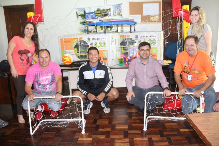  SECRETARIA DE ESPORTES RECEBE EQUIPAMENTOS