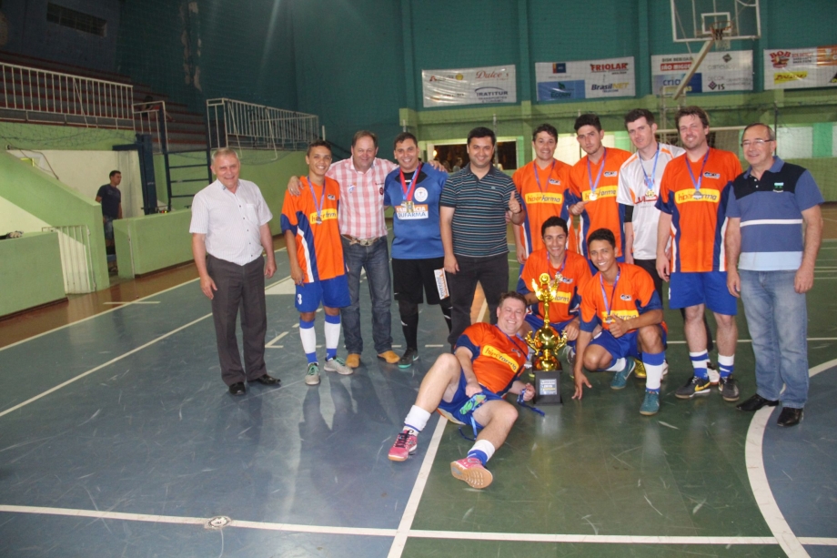 FUTSAL TEM NOITE DE FESTA   