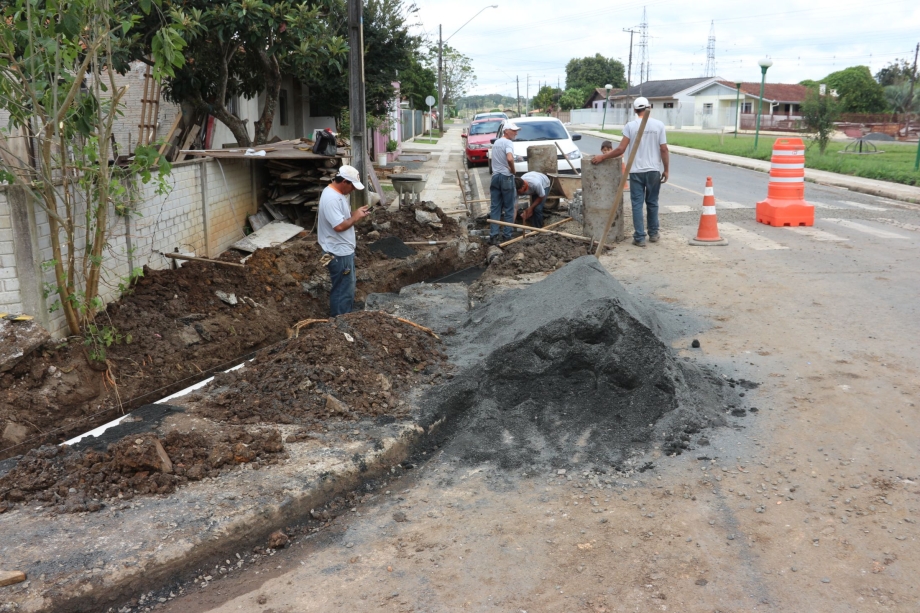 Melhorias na Rua Camacuã