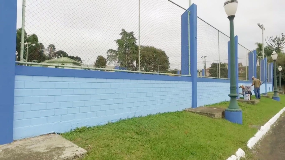 Praça Etelvina Gomes ganha revitalização