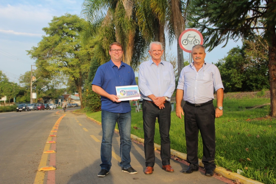 Irati recebe recursos para continuidade da construção de ciclovias 