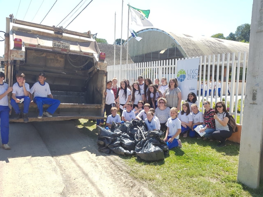 Alunos realizam mutirão ‘Teia da Vida’ em Gonçalves Junior