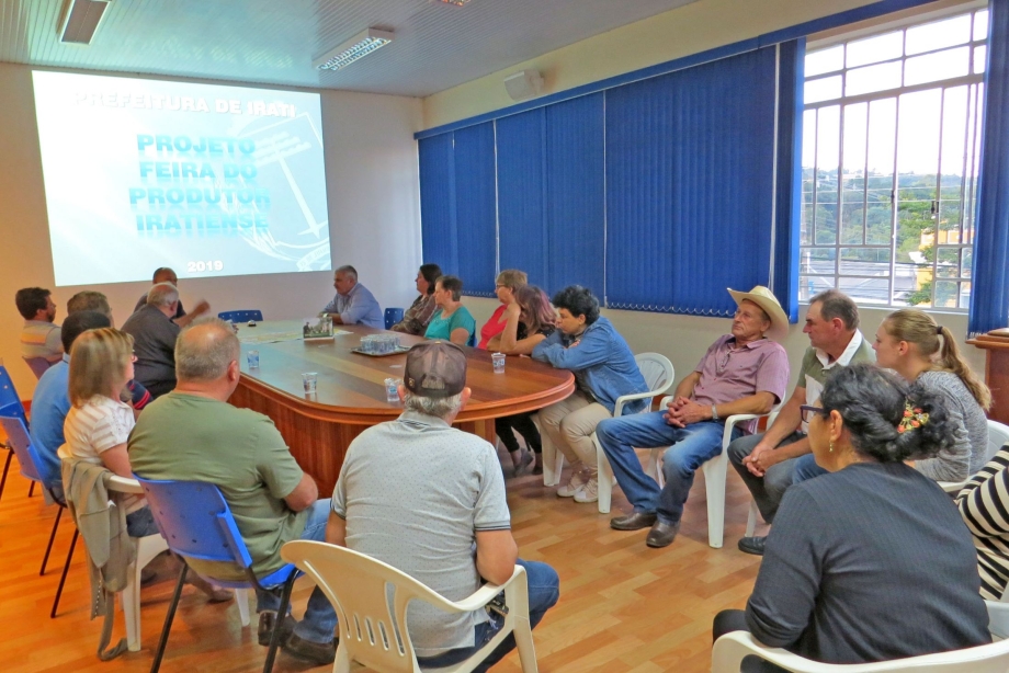 Prefeitura apresenta projeto de nova Feira do Produtor