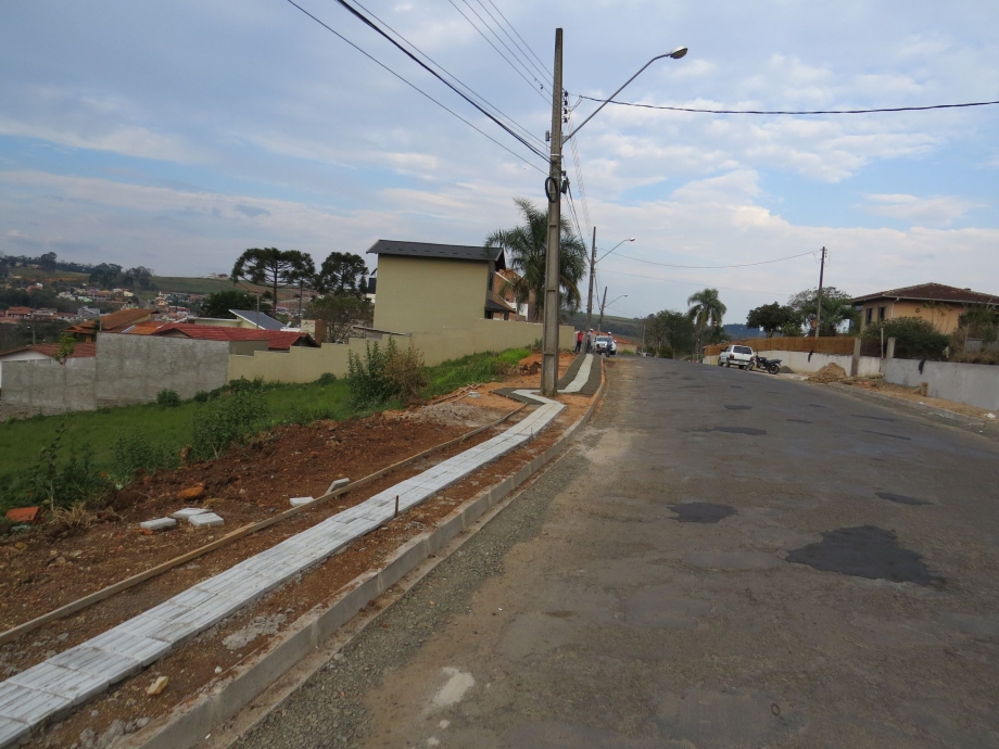Acesso à cidade pela Rua Jornalista José da Silva ganha melhorias