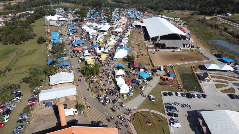 33º Rodeio de Irati teve público aproximado de 35 mil pessoas