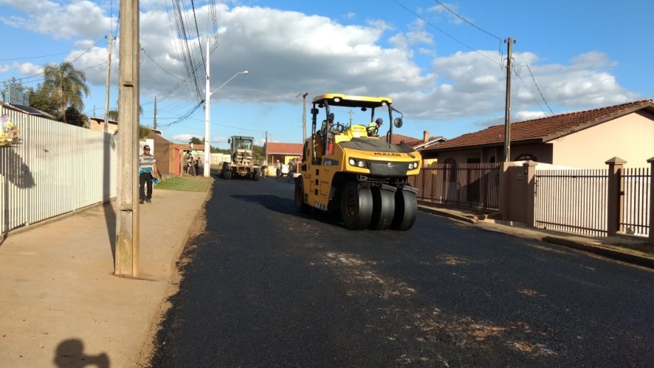 Tempo estável permite realização de obras diversas na área urbana