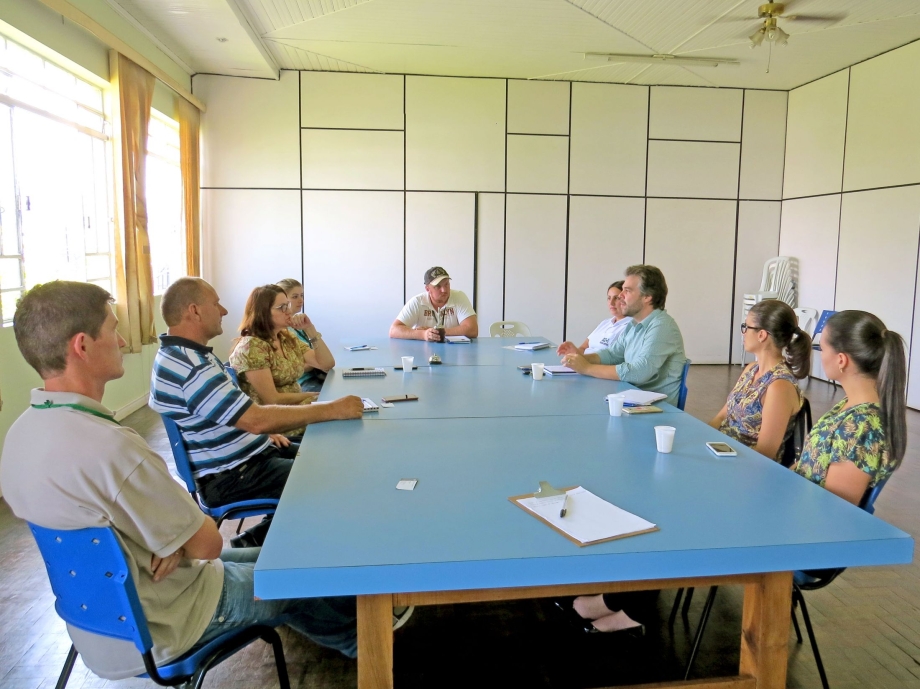 Irati discute projeto de Selo de Qualidade para agroindústrias