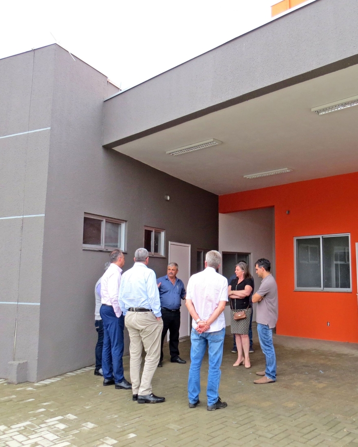 Equipe do Erasto Gaertner visita UPA da Vila São João