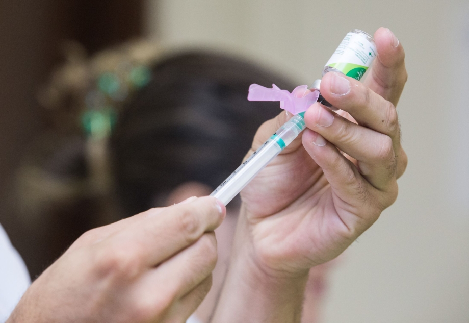 Vacinações contra a gripe e a febre amarela