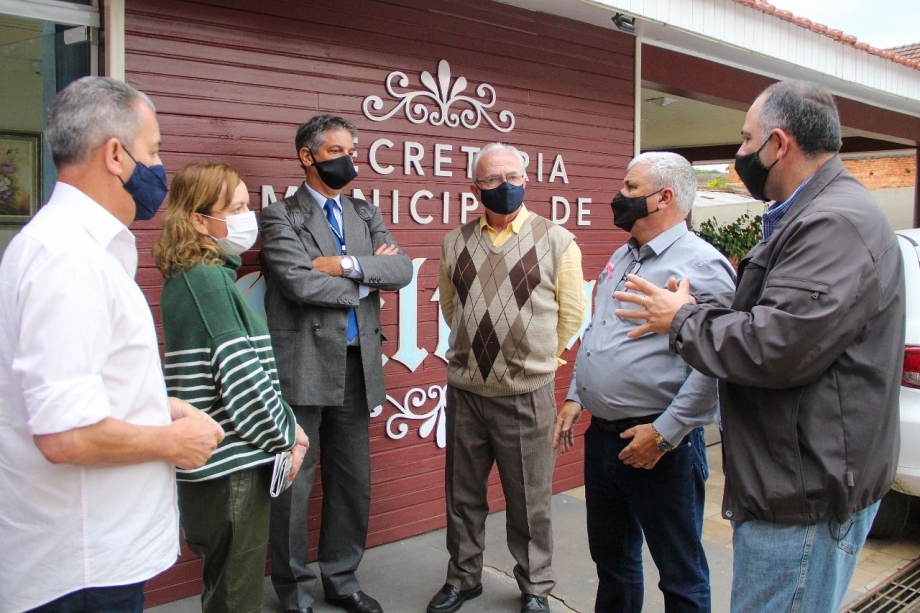 Superintendente da Cultura faz visita técnica em Irati