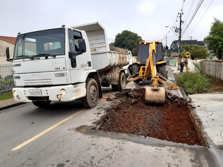 Secretaria de Obras e Serviços Urbanos realiza melhorias na Rua Coronel Pires