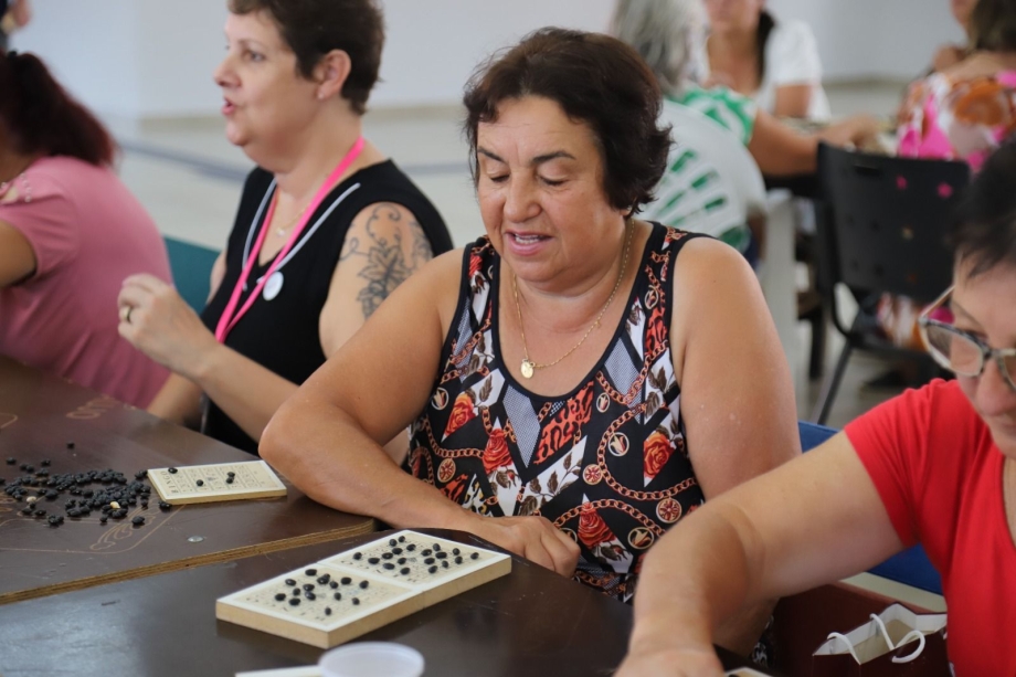 “Tarde das mulheres”: informação e afeto para o público feminino 60+ de Irati